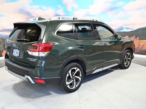 Used 2022 Subaru Forester Touring w/ Popular Package #2 image 10
