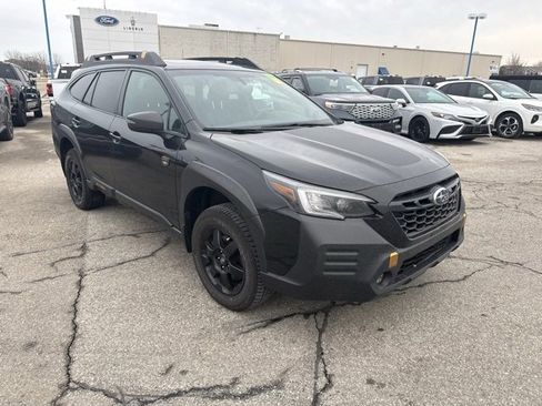 Used 2022 Subaru Outback Wilderness image 8
