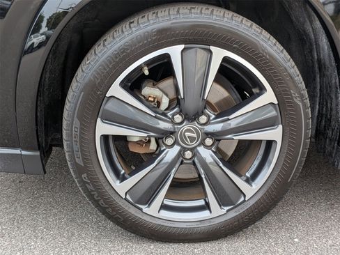 Used 2023 Lexus UX 250h FWD w/ Premium Package image 10