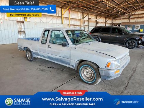 Used 1991 Toyota Pickup Deluxe RWD image 5