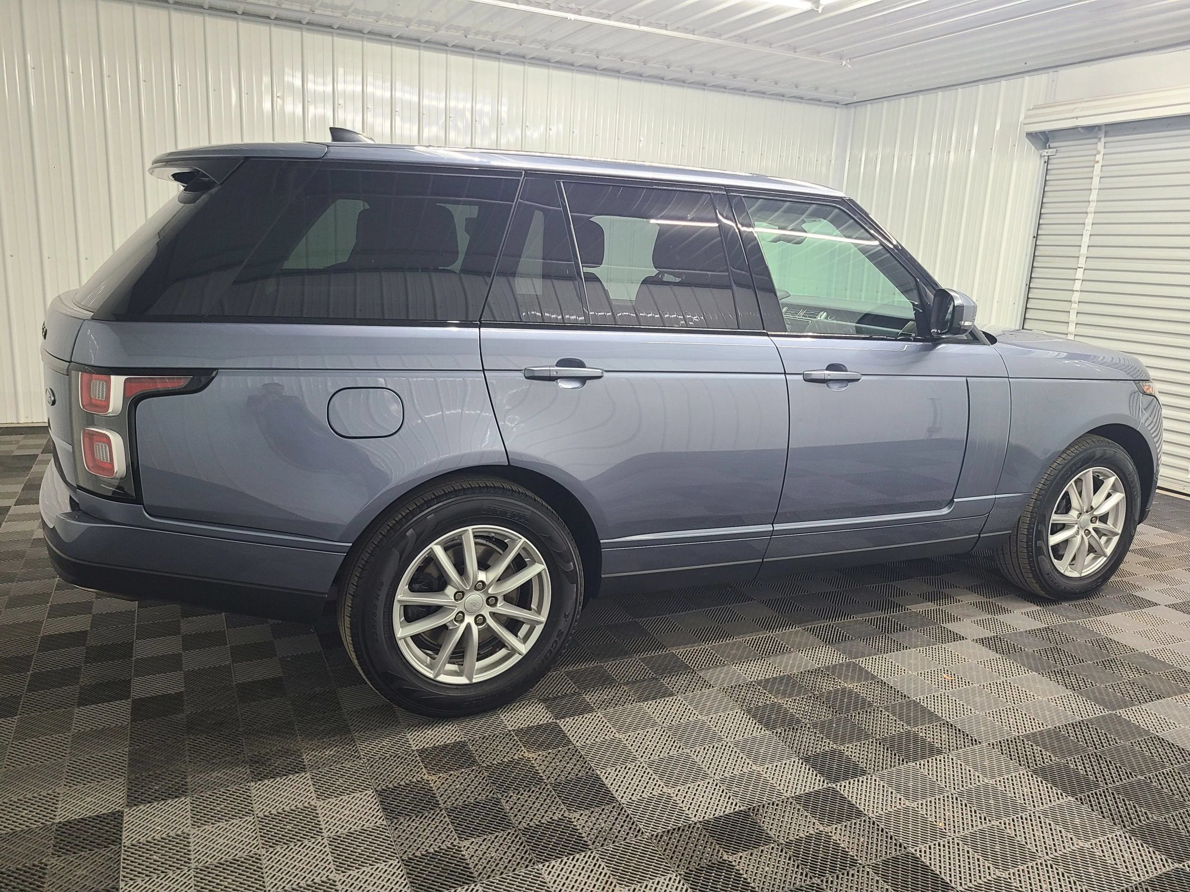 Used 2021 Land Rover Range Rover AWD/4WD image 12