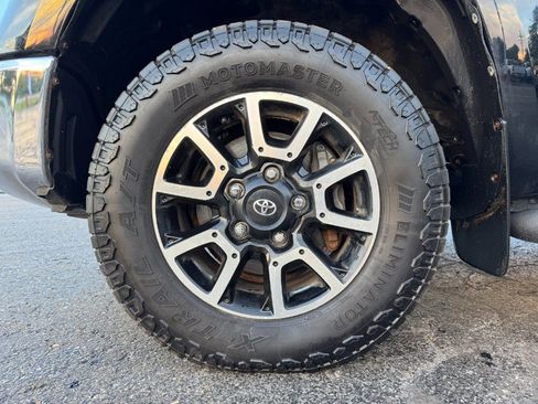 Used 2014 Toyota Tundra SR5 AWD/4WD image 13