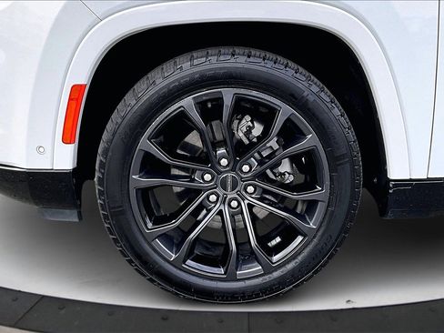 Certified 2024 Jeep Grand Wagoneer L Series II w/ Quick Order Packagew 28T image 34