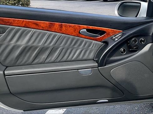 Used 2004 Mercedes-Benz SL 600 image 19