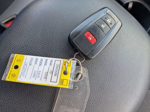 Used 2020 Toyota RAV4 XLE w/ All Weather Liner Package AWD/4WD image 19