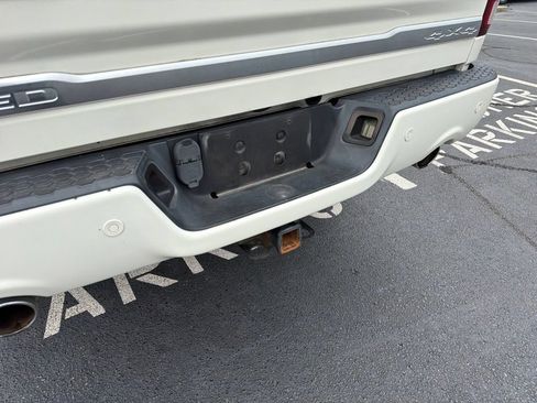 Used 2018 RAM 1500 Limited AWD/4WD image 10