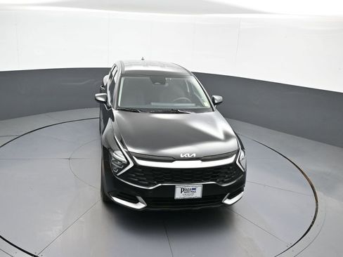Used 2023 Kia Sportage LX AWD/4WD image 34