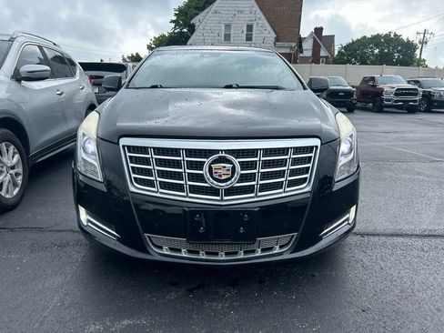 Used 2013 Cadillac XTS Platinum AWD/4WD image 2