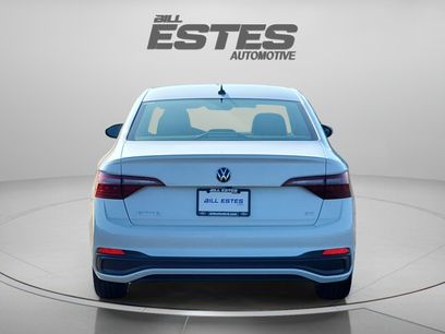 Used 2023 Volkswagen Jetta SE