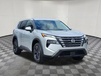 Used 2024 Nissan Rogue SV FWD video 2