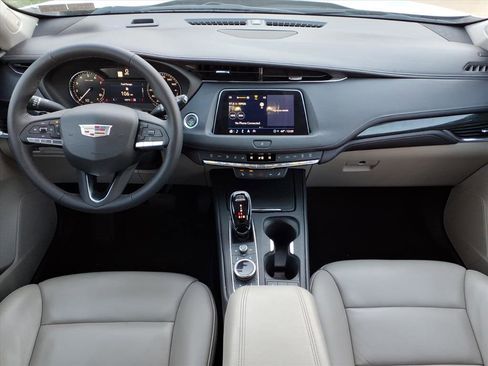 Used 2022 Cadillac XT4 Premium Luxury w/ Cold Weather Package image 14