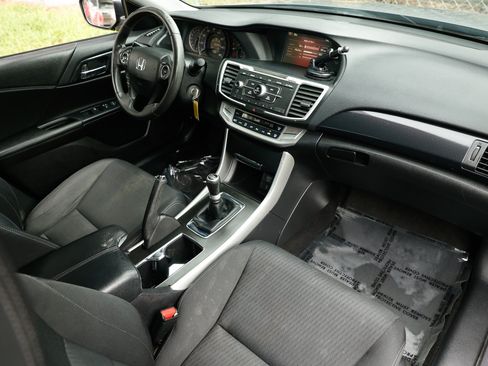 Used 2014 Honda Accord Sport image 21