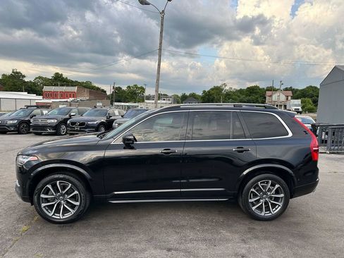 Used 2017 Volvo XC90 T6 Momentum w/ Vision Package AWD/4WD image 7