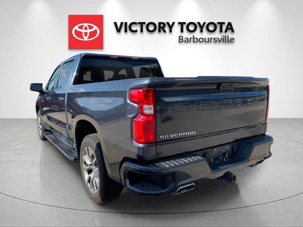 Used 2022 Chevrolet Silverado 1500 RST AWD/4WD image 3