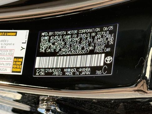 Used 2025 Toyota Prius Limited image 21