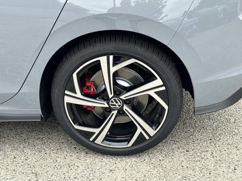 New 2026 Volkswagen GTI SE FWD image 6