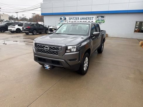 Used 2023 Nissan Frontier SV image 7