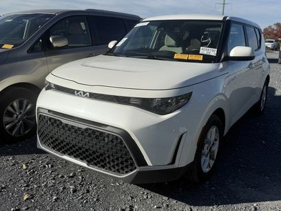 Certified 2023 Kia Soul LX w/ LX Technology Package