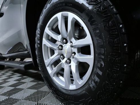 Used 2019 Chevrolet Silverado 1500 LT w/ All-Star Edition AWD/4WD image 27