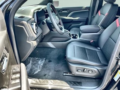 New 2025 Chevrolet Colorado Z71 w/ Midnight Edition image 10
