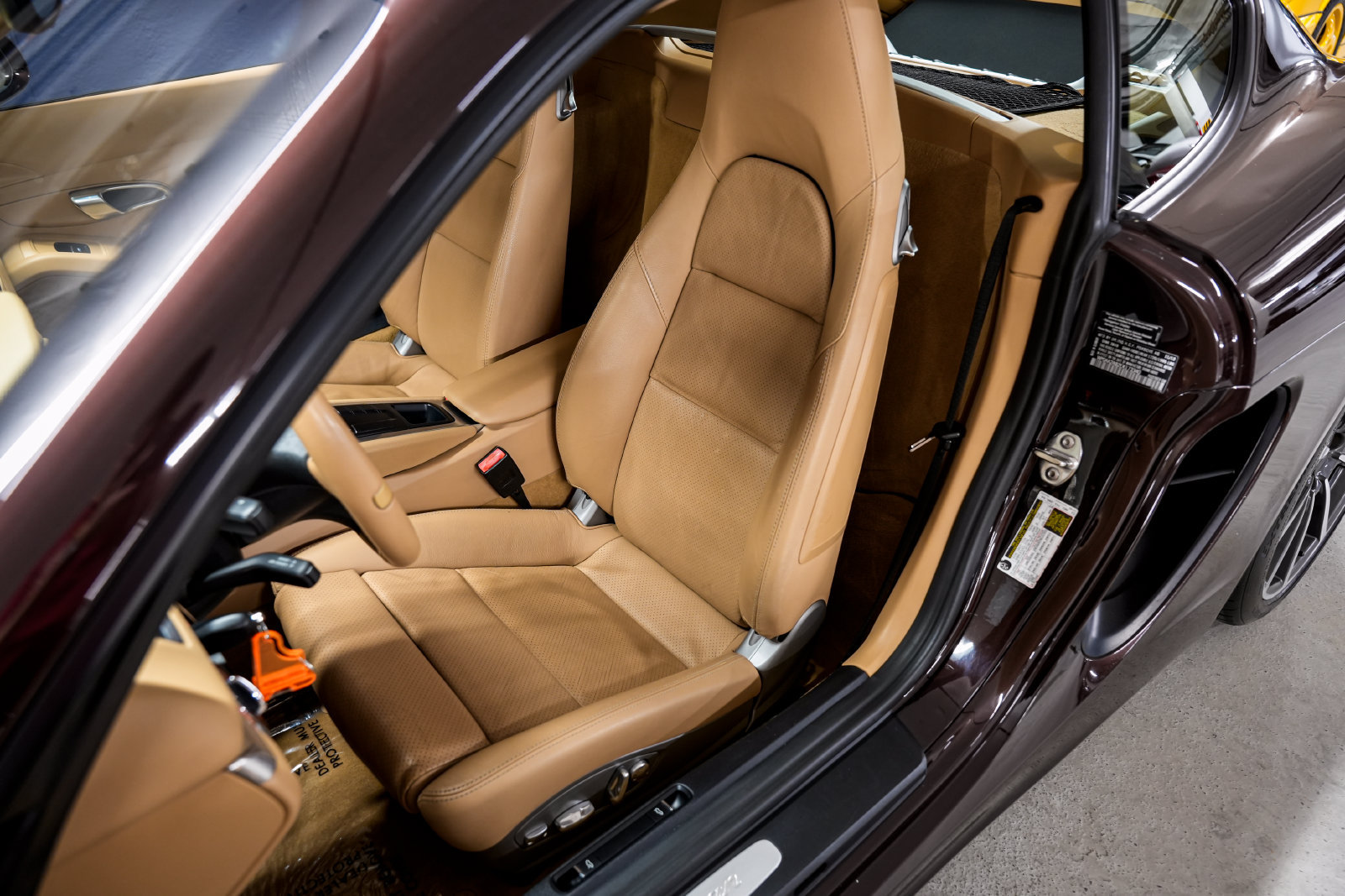 Used 2014 Porsche Cayman RWD image 18