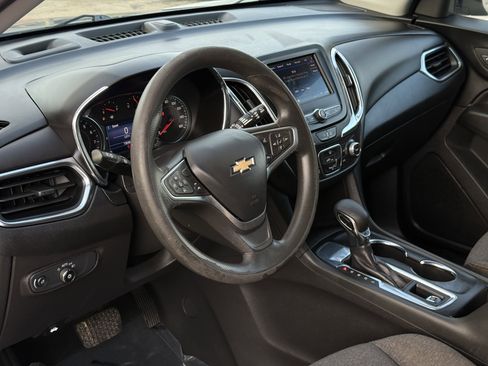 Used 2023 Chevrolet Equinox LT FWD image 13