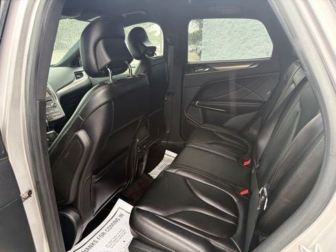 Used 2017 Lincoln MKC Premiere AWD/4WD image 16