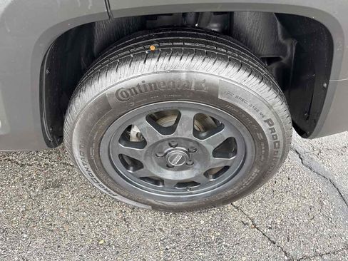 Used 2021 Jeep Renegade Limited w/ Trailer Tow Group image 10