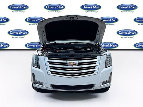 Used 2020 Cadillac Escalade ESV Platinum AWD/4WD image 36