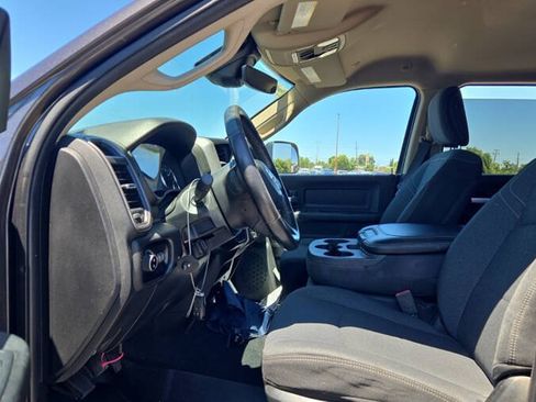 Used 2019 RAM 2500 Tradesman w/ Safety Group AWD/4WD image 4