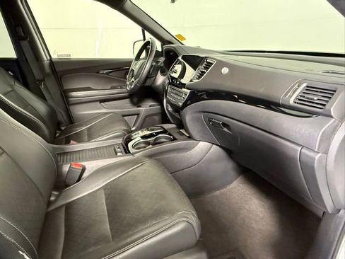 Used 2019 Honda Passport Elite image 46