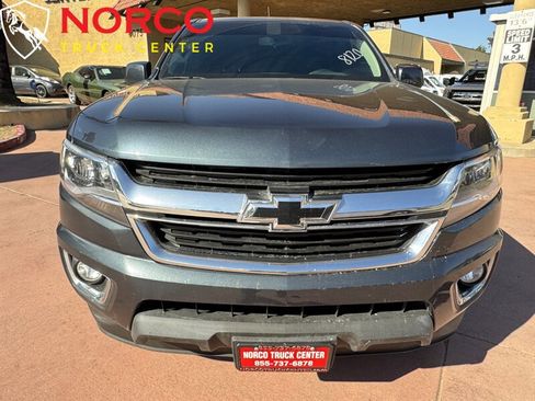 Used 2019 Chevrolet Colorado LT w/ LT Convenience Package image 3