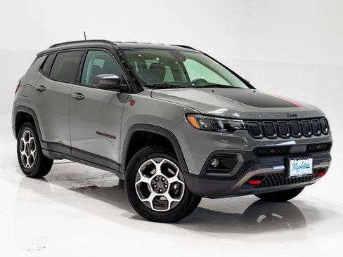 Certified 2022 Jeep Compass Trailhawk w/ Trailhawk Convenience Group AWD/4WD image 6