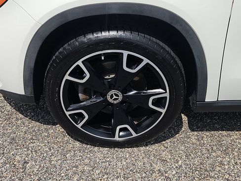 Used 2018 Mercedes-Benz GLA 250 image 7