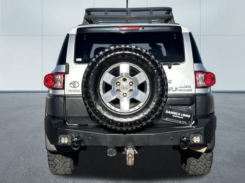 Used 2007 Toyota FJ Cruiser 4WD image 4