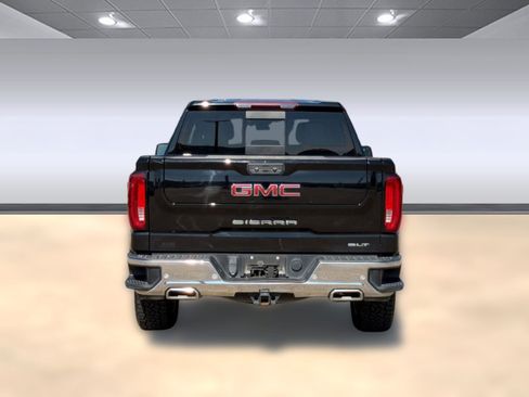 Used 2023 GMC Sierra 1500 SLT w/ SLT Premium Plus Package AWD/4WD image 10