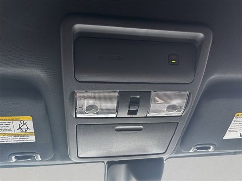 Used 2024 Nissan Frontier PRO-4X w/ Off-Road Protection Package image 19