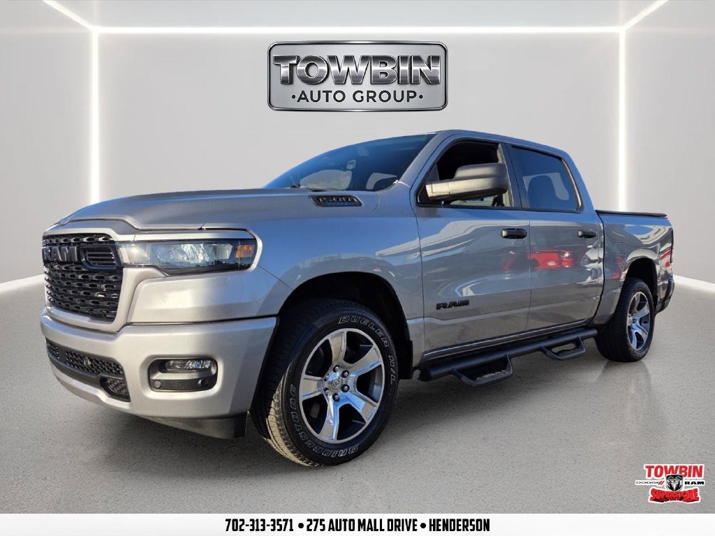 Used 2025 RAM 1500 Tradesman AWD/4WD image 1