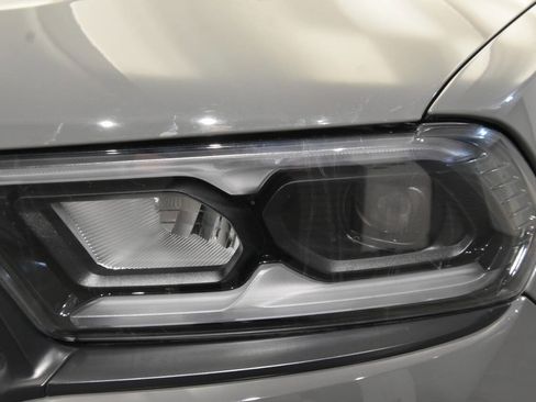 Used 2022 Dodge Durango R/T w/ Blacktop Package image 9