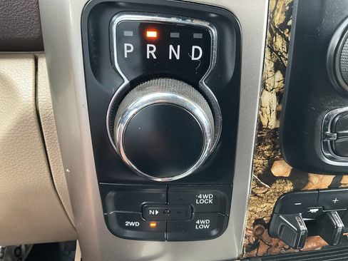 Used 2015 RAM 1500 Outdoorsman image 31