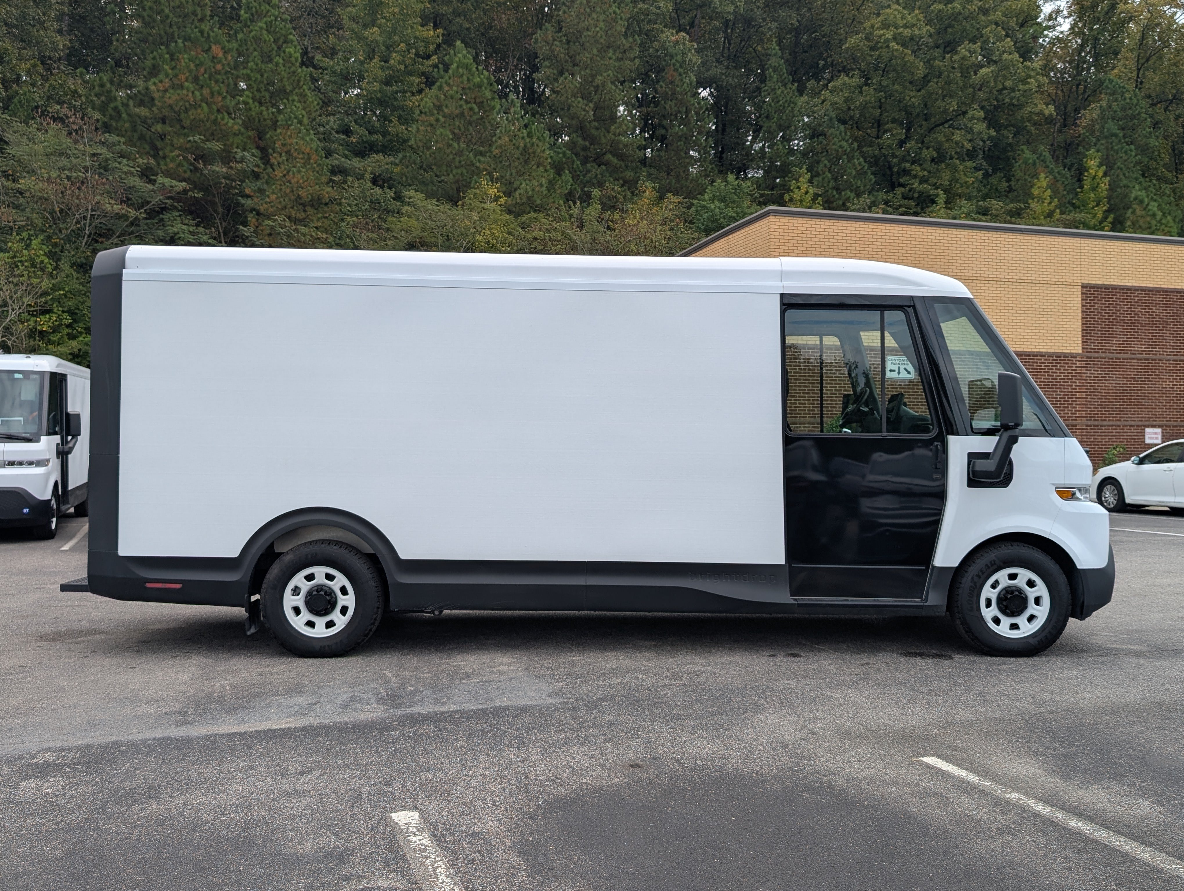 Used 2024 Chevrolet Brightdrop 600 w/ Commercial Equipment Package AWD/4WD image 10