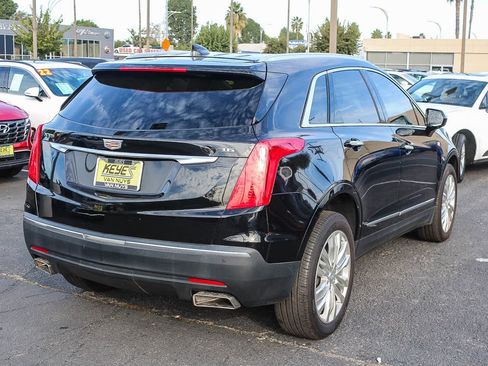 Used 2019 Cadillac XT5 Premium Luxury image 4