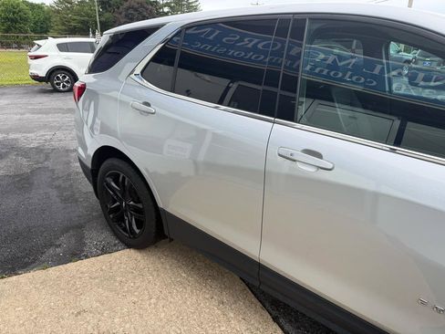 Used 2020 Chevrolet Equinox LT w/ Sport Edition AWD/4WD image 6
