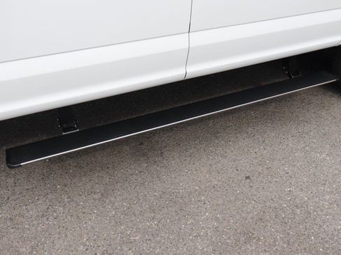 Used 2022 Ford F250 Platinum w/ FX4 Off-Road Package image 6