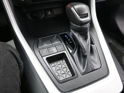 Used 2025 Toyota RAV4 XLE Premium w/ Weather Package FWD image 16