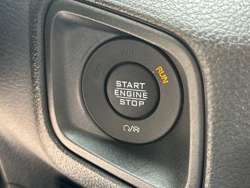 New 2026 Jeep Gladiator Overland AWD/4WD image 32