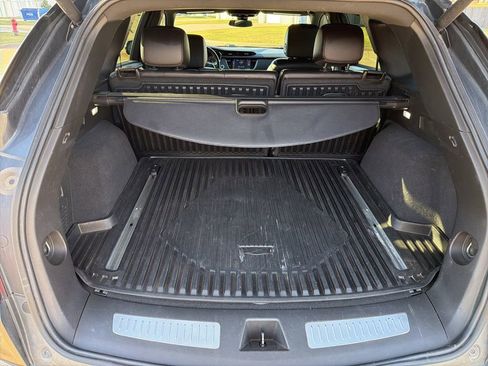 Used 2021 Cadillac XT5 Premium Luxury w/ LPO, Floor Liner Package image 6