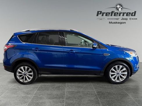 Used 2017 Ford Escape Titanium FWD image 8