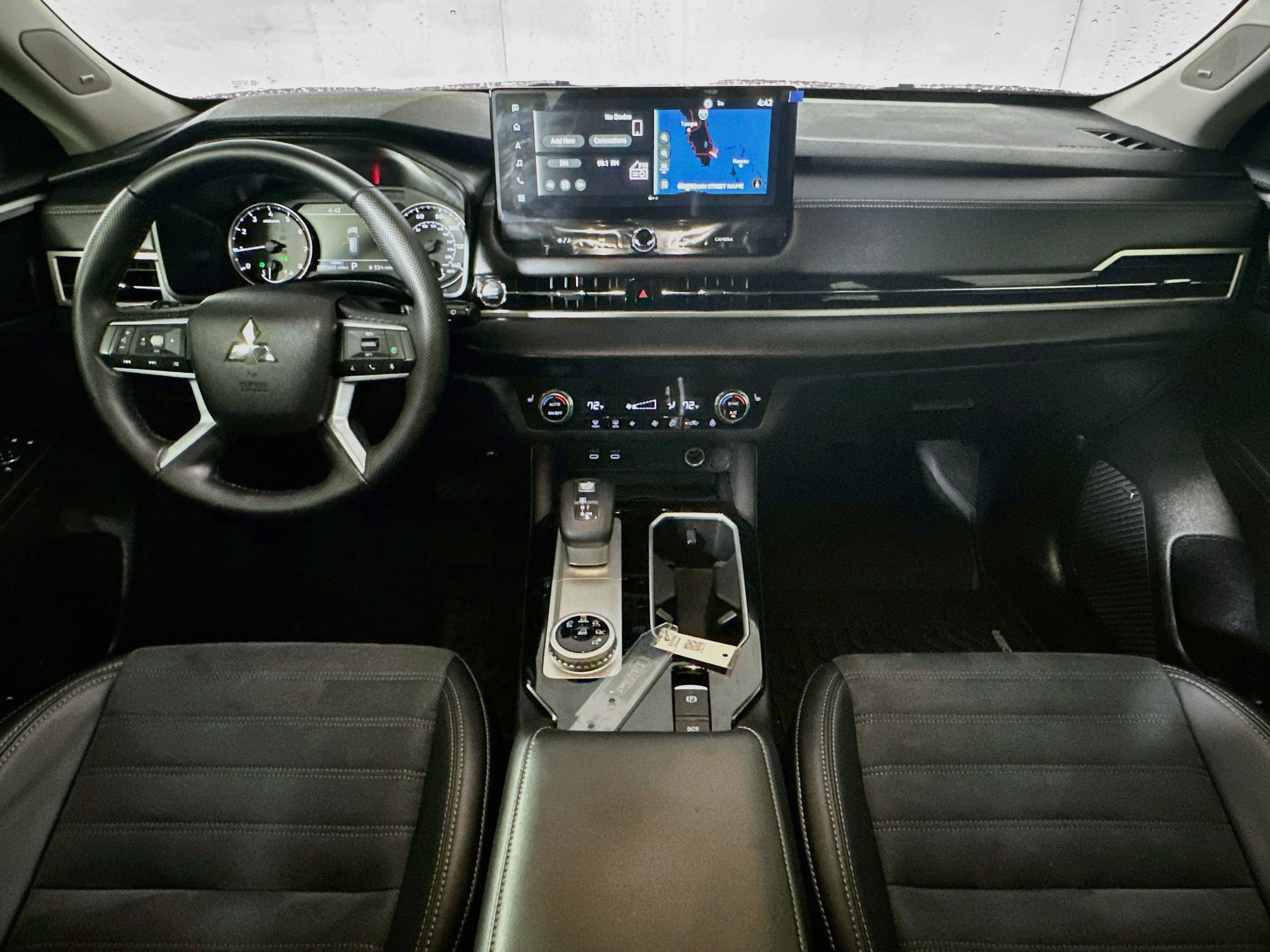 Used 2026 Mitsubishi Outlander SE FWD image 27