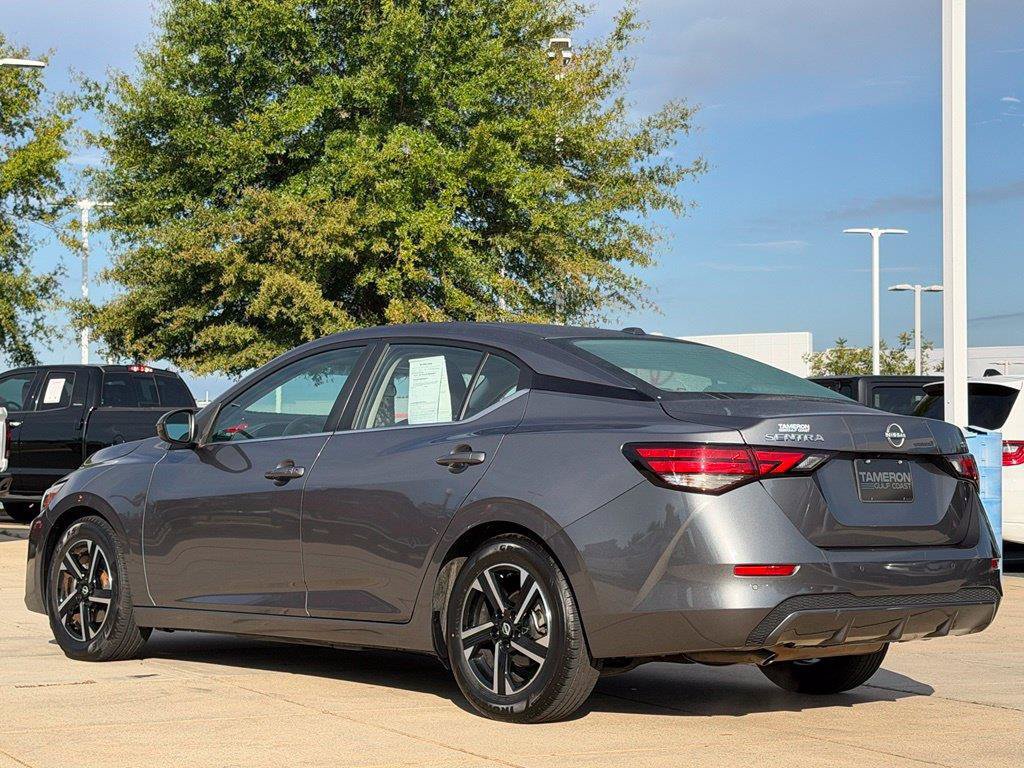 Used 2024 Nissan Sentra SV FWD image 6